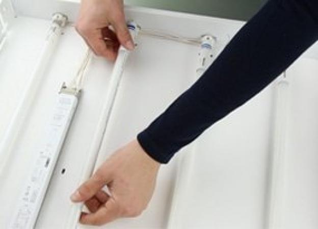 Hoe vervang ik een T5 TL buis door een T5 LED buis?